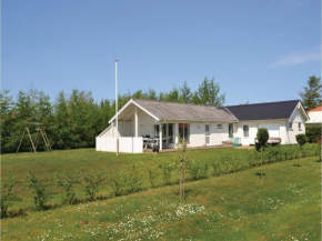 Three-Bedroom Holiday Home in Tarm